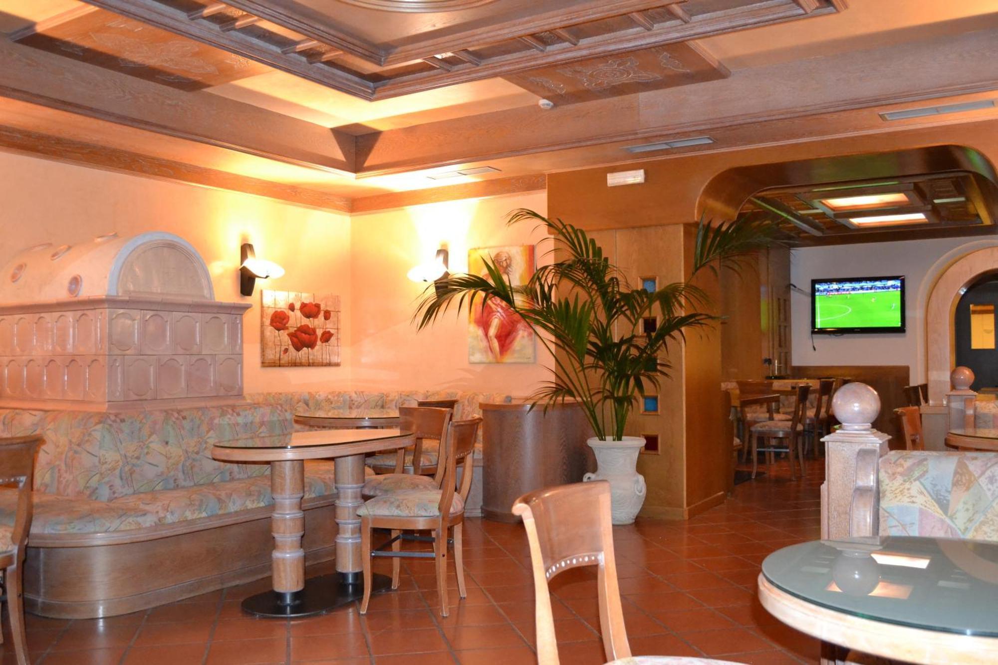 Hotel Vittoria Folgaria Exterior photo